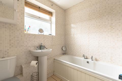 48 Hill Road, Folkestone, CT19 6LS
