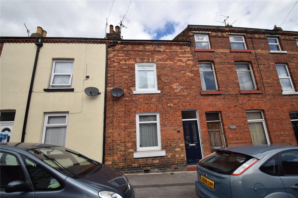 Hampton Road, Scarborough, North... 2 bed terraced house £625 pcm (£
