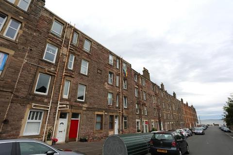 1 bedroom flat to rent, King's Road, Portobello, Edinburgh, EH15