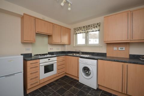 2 bedroom flat to rent, McCormack Place, Flat 4, Larbert, Falkirk, FK5 4TZ