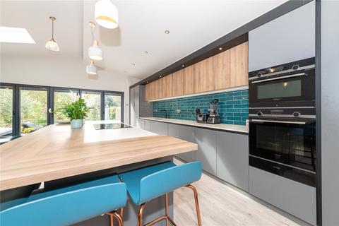 27b Britannia Square, Worcester, WR1 3DH