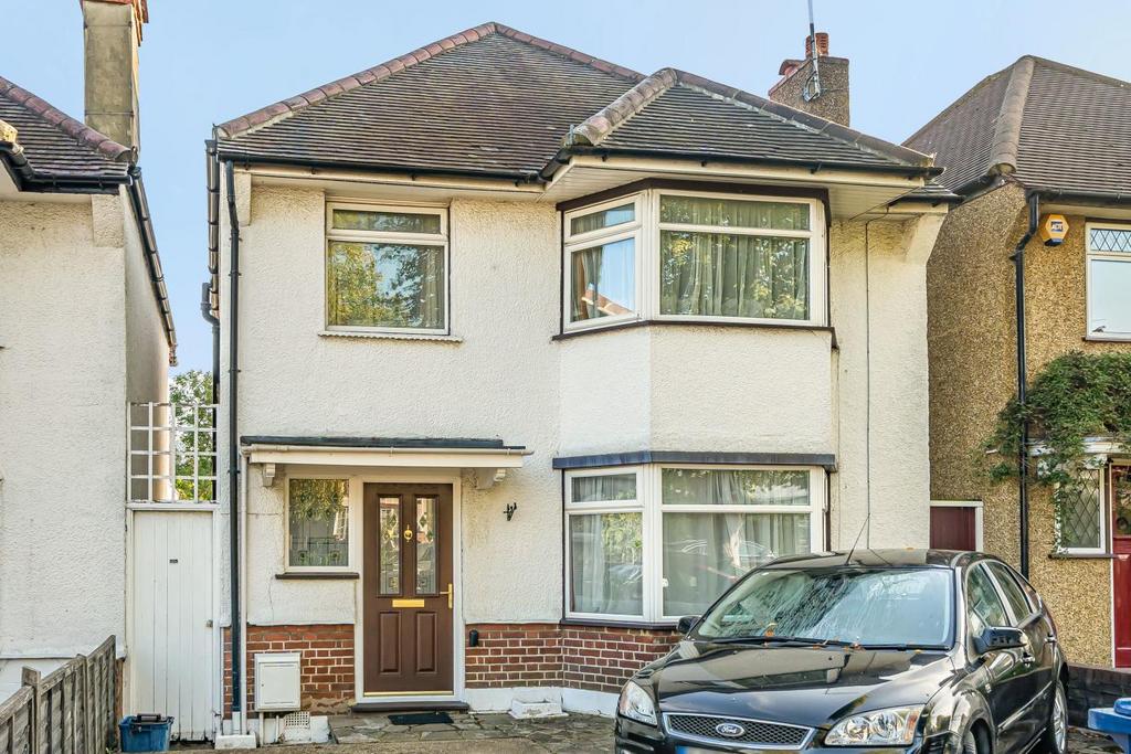 Greenfield Gardens, Childs Hill 3 bed detached house for sale £825,000