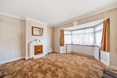 60 Greenfield Gardens, London, NW2 1HY