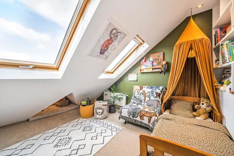 34 Eswyn Road, London, SW17 8TP