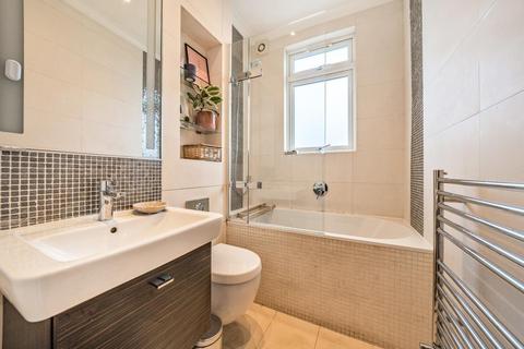 34 Eswyn Road, London, SW17 8TP