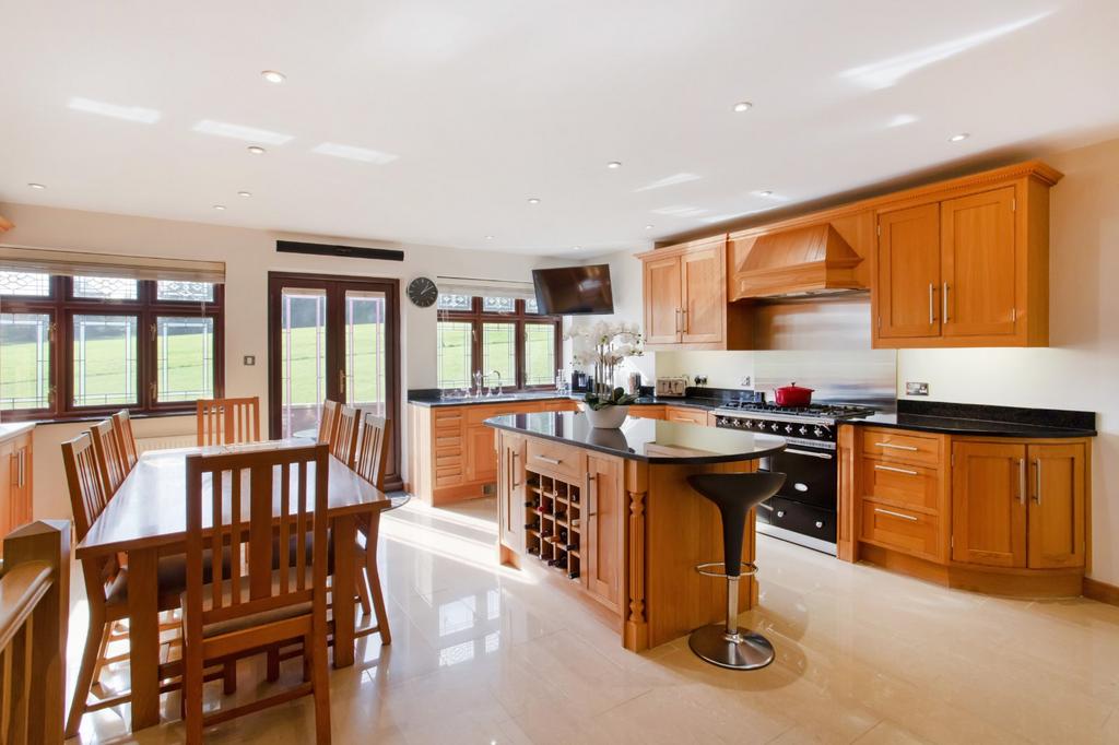 Kitchen/Breakfast