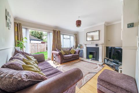 3 bedroom end of terrace house for sale - Saville Crescent, Ashford, TW15