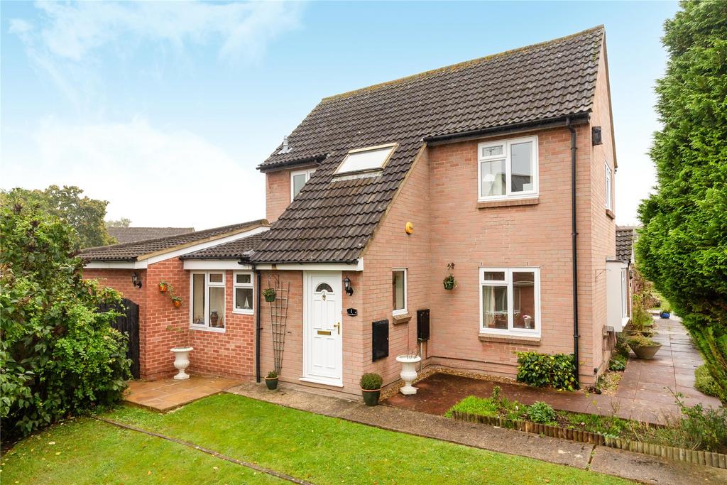 Heron Road, Wokingham, Berkshire, RG41 4 bed end of terrace house for sale £525,000