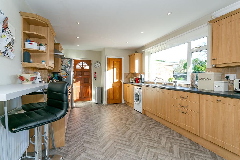 Littlethorpe, Ripon, HG4 4 bed detached house £1,450 pcm (£335 pw)