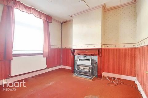 3 bedroom terraced house for sale - Stanhope Road, Rochester
