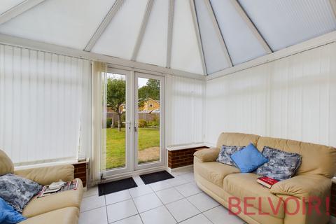 2 bedroom detached bungalow for sale, Dukes Ride, Silchester, RG7