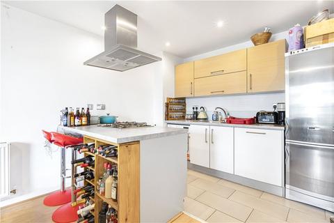 2 bedroom apartment for sale, Commercial Road, London, E14