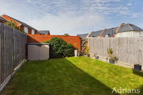 3 bedroom semi-detached house for sale - Wood Street, Chelmsford