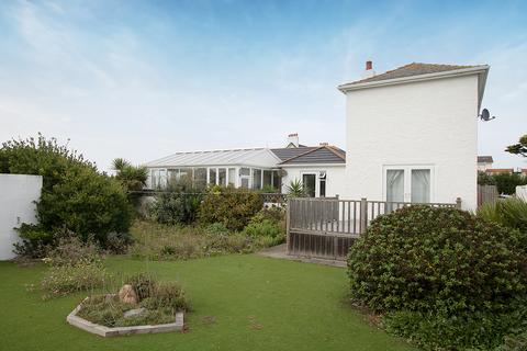 3 bedroom property for sale, Cobo Coast Road, Castel, Guernsey, GY5