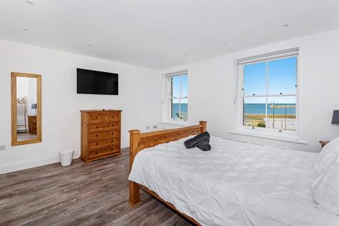 10 Buenos Ayres, Margate, CT9 5AE