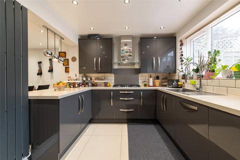 75 Mackenzie Way, Gravesend, DA12 5UH