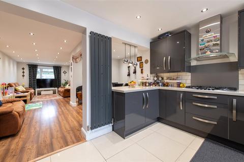 75 Mackenzie Way, Gravesend, DA12 5UH