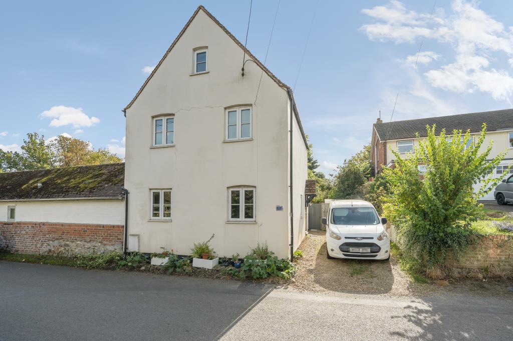 North Moreton, Oxfordshire, OX11 3 bed link detached house for sale £