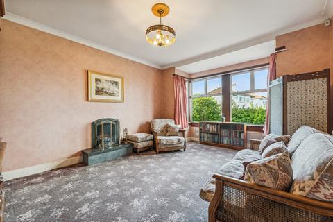 22 Golf Road, Clarkston, Glasgow, G76 7PY
