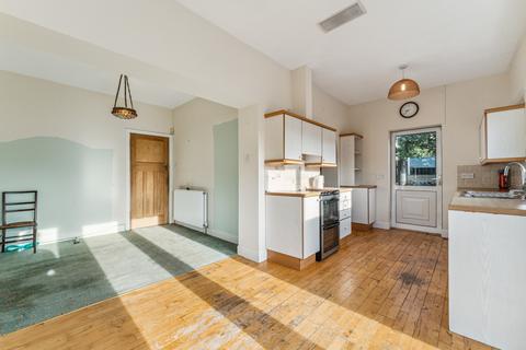 22 Golf Road, Clarkston, Glasgow, G76 7PY