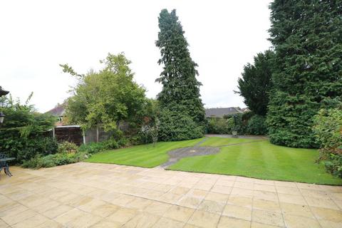 77 Beauchamp Road, Solihull, B91 2BU