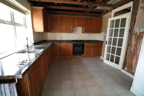 77 Beauchamp Road, Solihull, B91 2BU