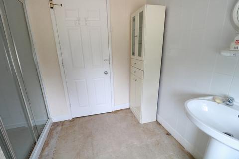77 Beauchamp Road, Solihull, B91 2BU