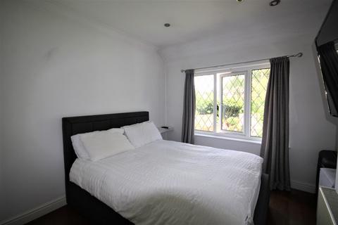 75 Arnold Road, Shirley, Solihull, B90 3JS