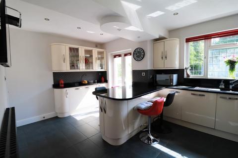 4 bedroom semi-detached house for sale, Wentworth Road, Solihull B92