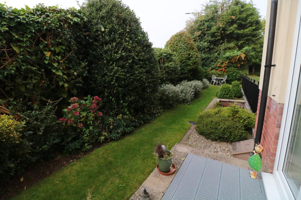 Dorchester Road, Solihull B91 2 bed apartment for sale £349,950