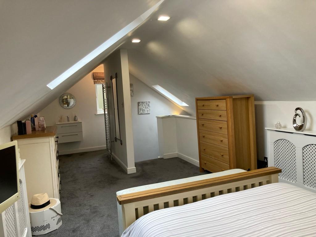 LK master bedroom