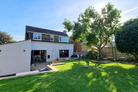 2 Coxs Lane, Napton, Southam, CV47 8LW