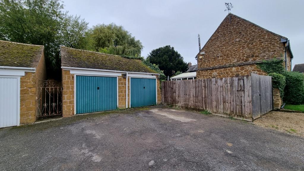 Double Garage