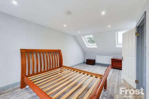 5 bedroom house to rent, Fordbridge Road, Ashford, Surrey, TW15