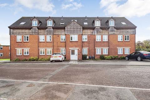 2 bedroom flat to rent, Lawrence Crescent, Caerwent