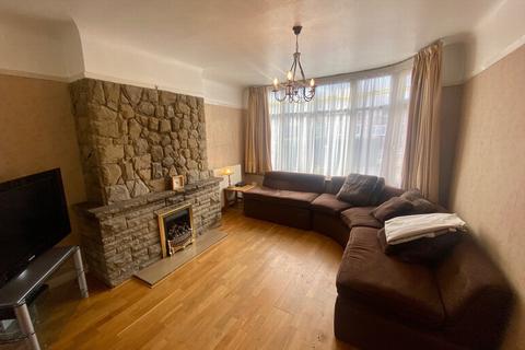 112 Elgin Avenue, Harrow, HA3 8QJ