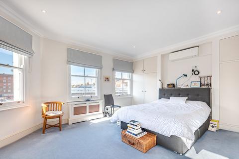 4 bedroom maisonette to rent, Abingdon Villas, London, W8