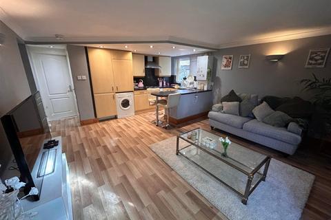 1 bedroom flat to rent, Whitburn, Skelmersdale WN8