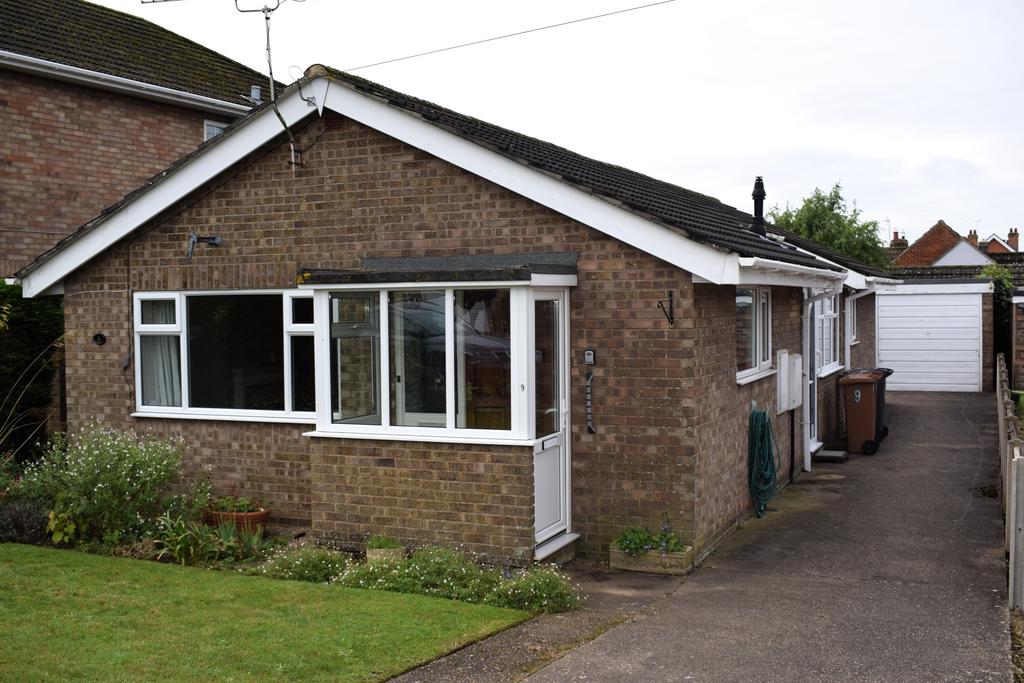 York Road, Brigg, DN20 3 bed detached bungalow £195,000