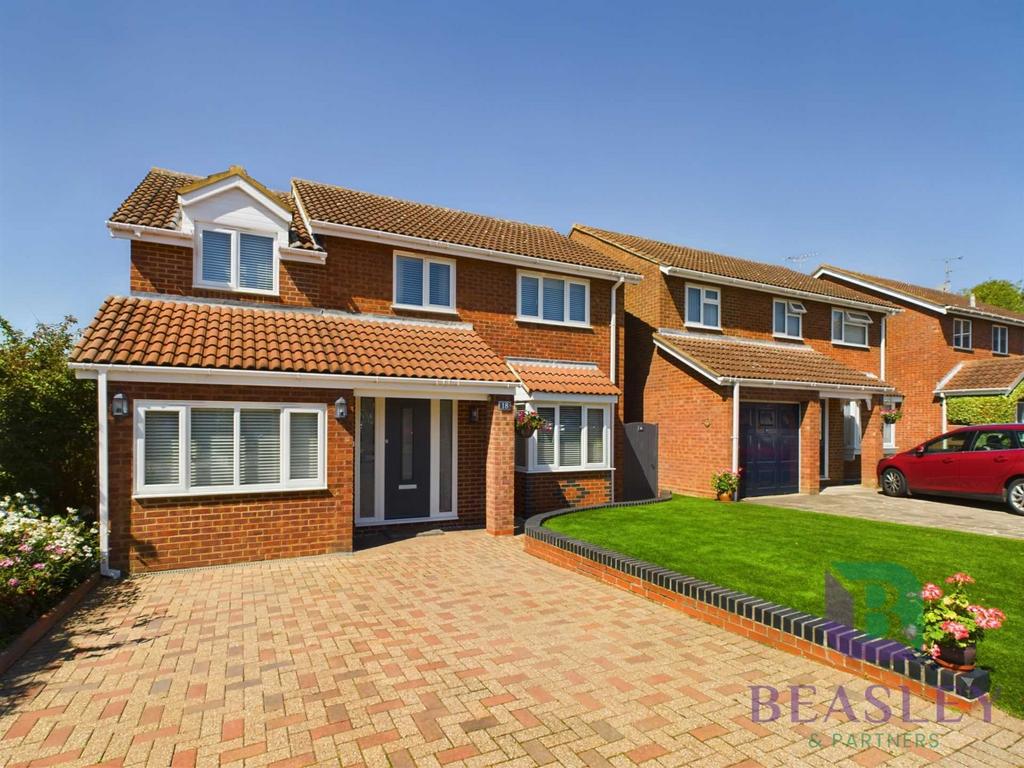 Bridle Close, Milton Keynes MK13 5 bed detached house for sale £500,000