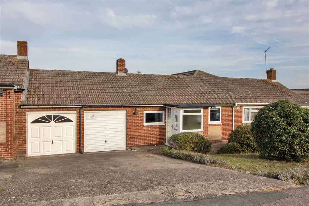 Stonewood, Bean, Dartford, Kent, DA2 3 bed bungalow for sale £375,000