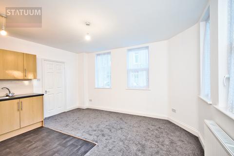 2 bedroom apartment to rent, Tudor Road, Essex, SS0