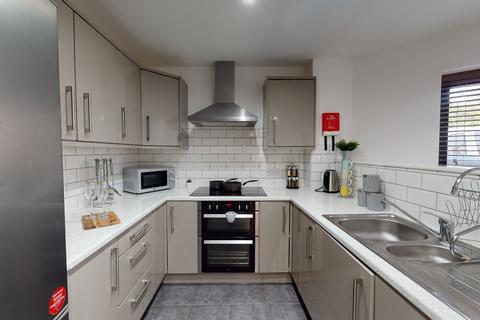 6 bedroom flat to rent, 20 Grinfield Street, Liverpool L7