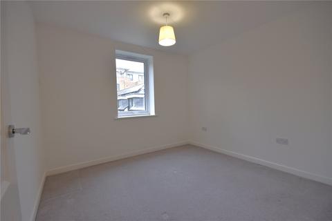 2 bedroom apartment for sale, Victoria Road, Horley, Surrey, RH6