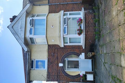 Westbury Crescent, Oxford, Oxfordshire, OX4