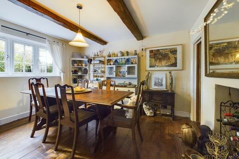 4 bedroom cottage for sale, Woodcote Manor Cottages, Bramdean, Alresford, Hampshire, SO24