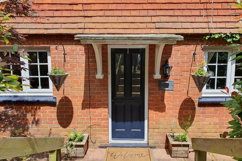 4 bedroom cottage for sale, Woodcote Manor Cottages, Bramdean, Alresford, Hampshire, SO24