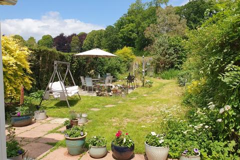 4 bedroom cottage for sale, Woodcote Manor Cottages, Bramdean, Alresford, Hampshire, SO24