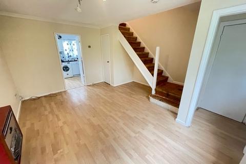 2 bedroom terraced house to rent, Speedwell Close, Bramingham, Luton, LU3