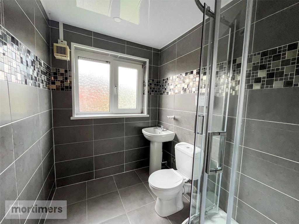 Family Shower Room